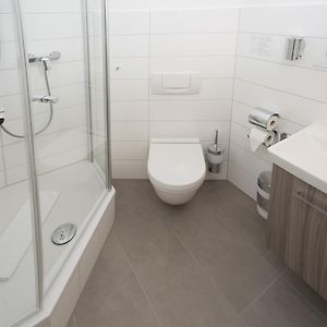 Zimmer mit zwei Einzelbetten